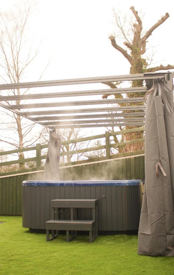 Caer Fedwen Barns Clwyd Cottage Two Bed, Barn Conversion With Private Hot Tub Bodfari Dış mekan fotoğraf